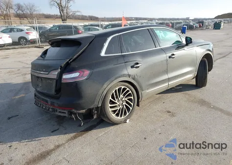 2019 Lincoln Nautilus Reserve z USA, uszkodzony, nr VIN 2LMPJ8LP6KBL67487